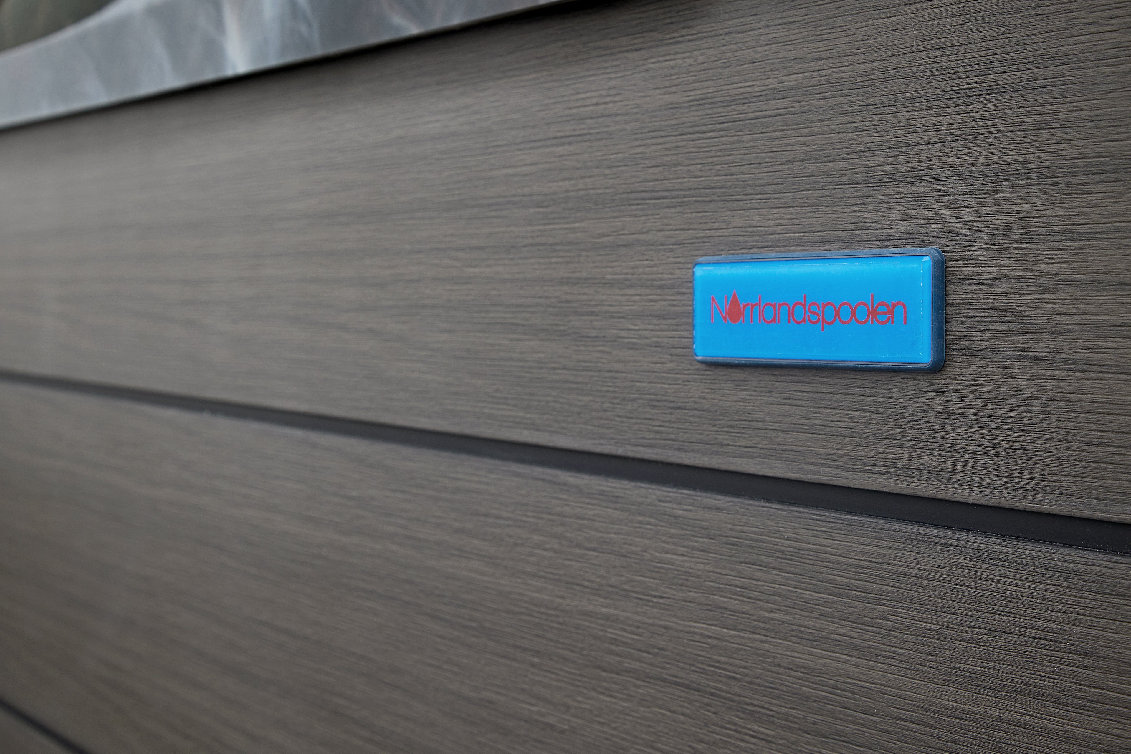 Spabad Rocky (210x210x96cm)